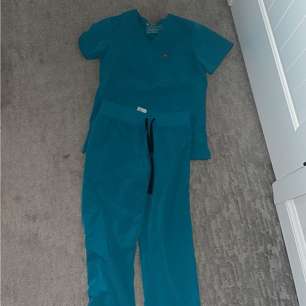 Figs Teal Scrub Set
